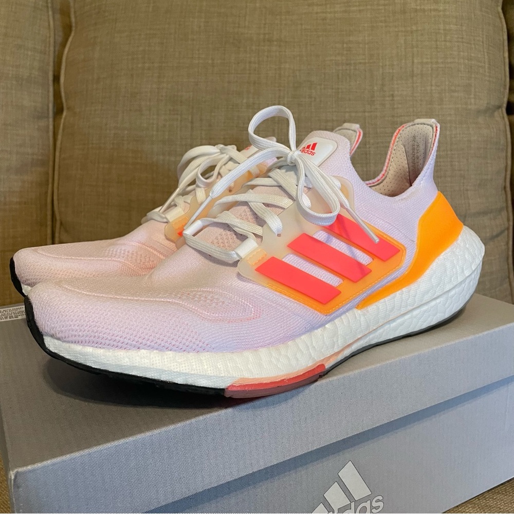 Adidas Ultraboost 22